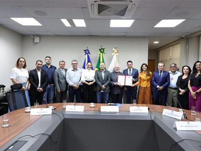 Foto da Notícia: OAB-MT assina termo de cooperação técnica para ativar rede estadual de proteção a idosos